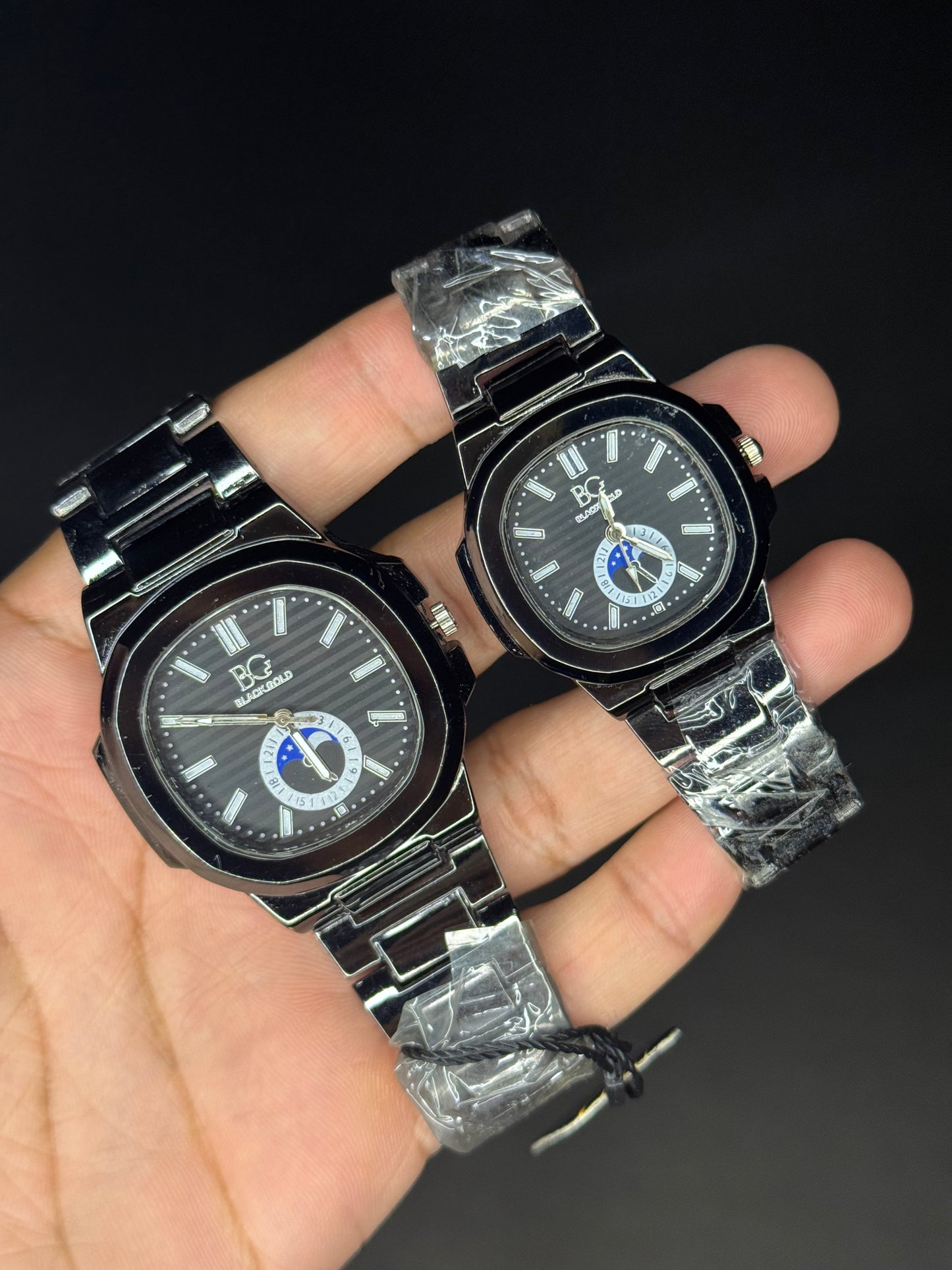 PP COUPLE WATCH FOR MEN AND WOMEN