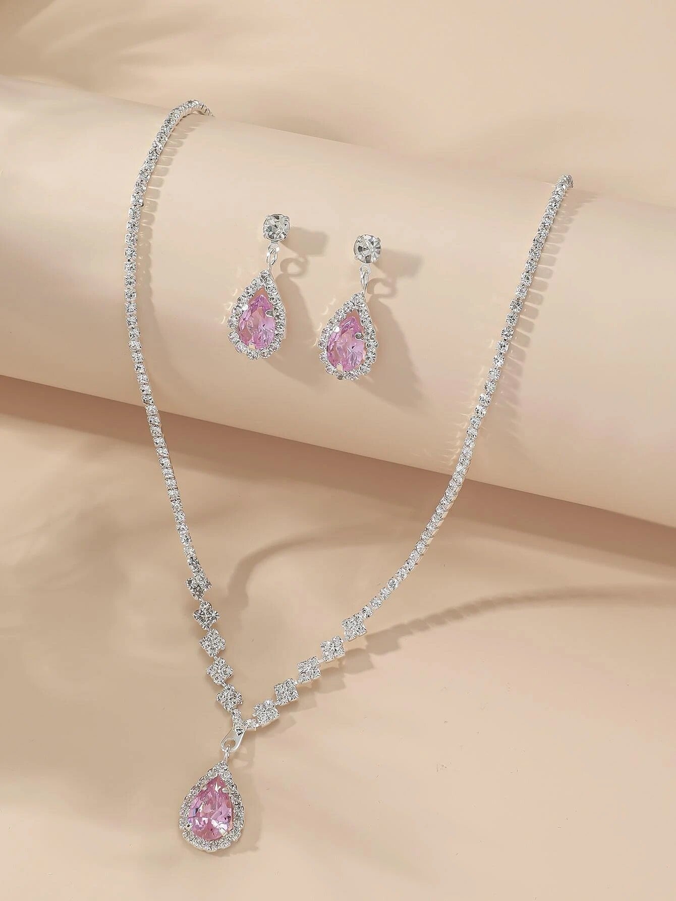【Hot demand】3 Wedding Season Women's Fashion Droplet