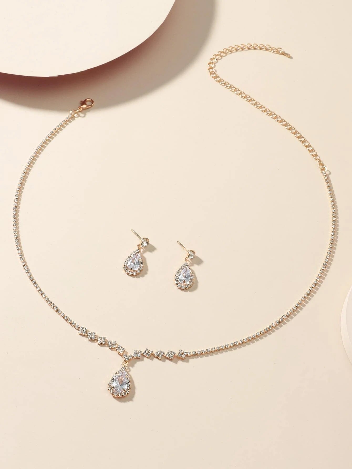 【Hot demand】3 Wedding Season Women's Fashion Droplet