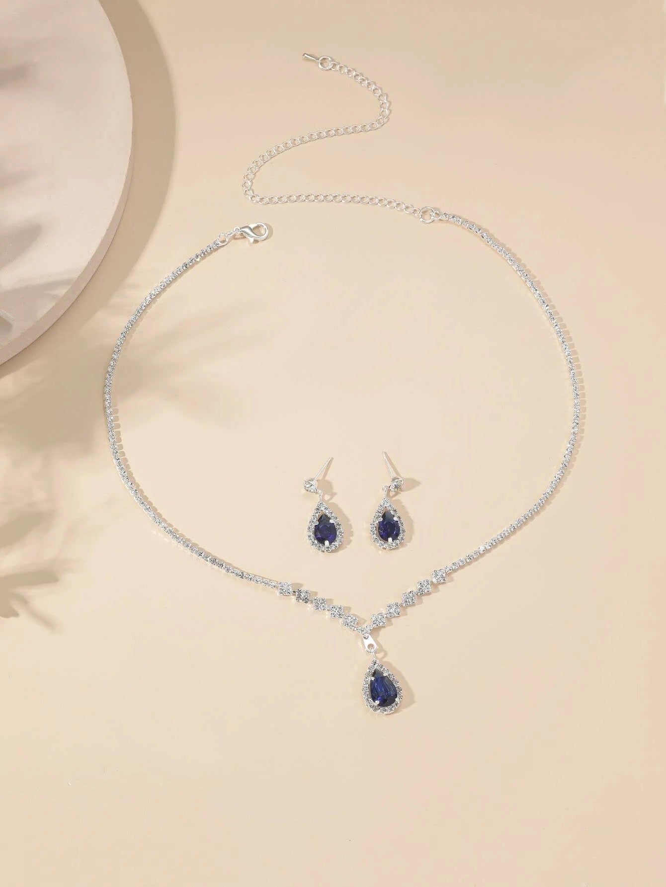 【Hot demand】3 Wedding Season Women's Fashion Droplet